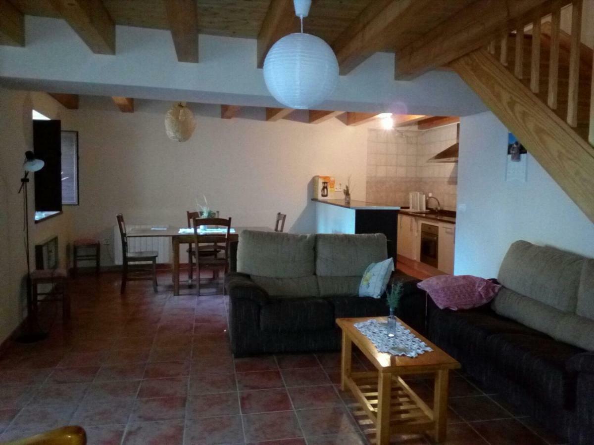Penzion Aisa Casa Simon Exteriér fotografie