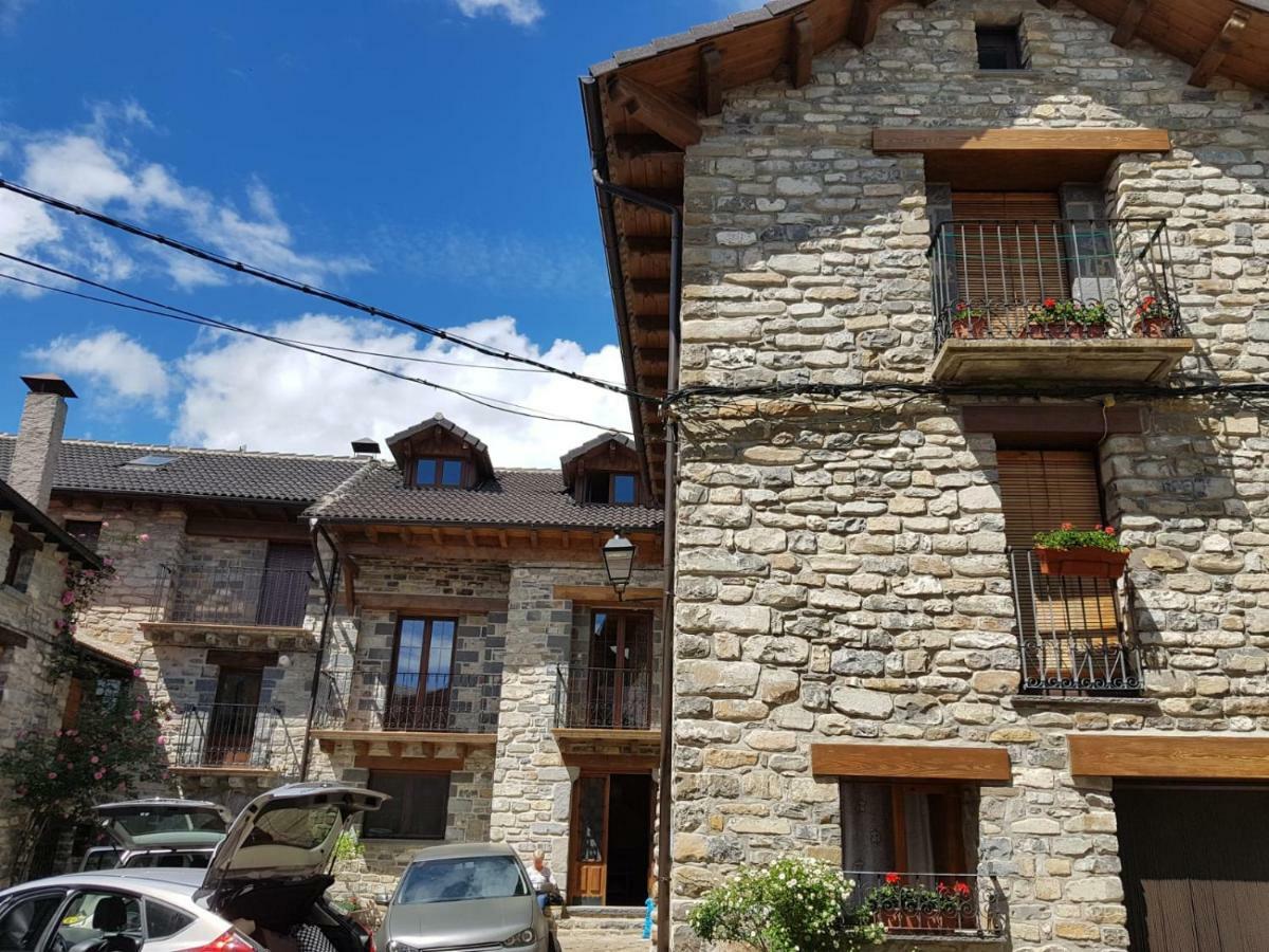 Penzion Aisa Casa Simon Exteriér fotografie